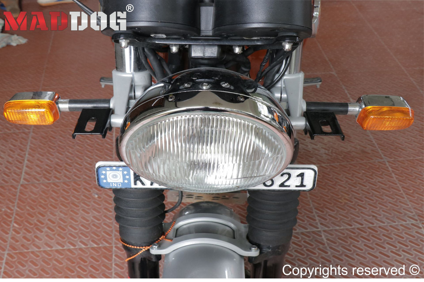 UNIVERSAL HEADLIGHT CLAMP