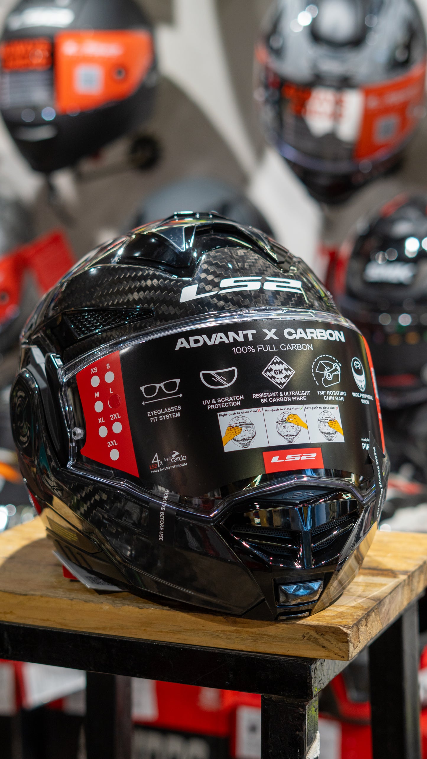 LS 2 ADVANT X CARBON FIBER MODULER HELMET