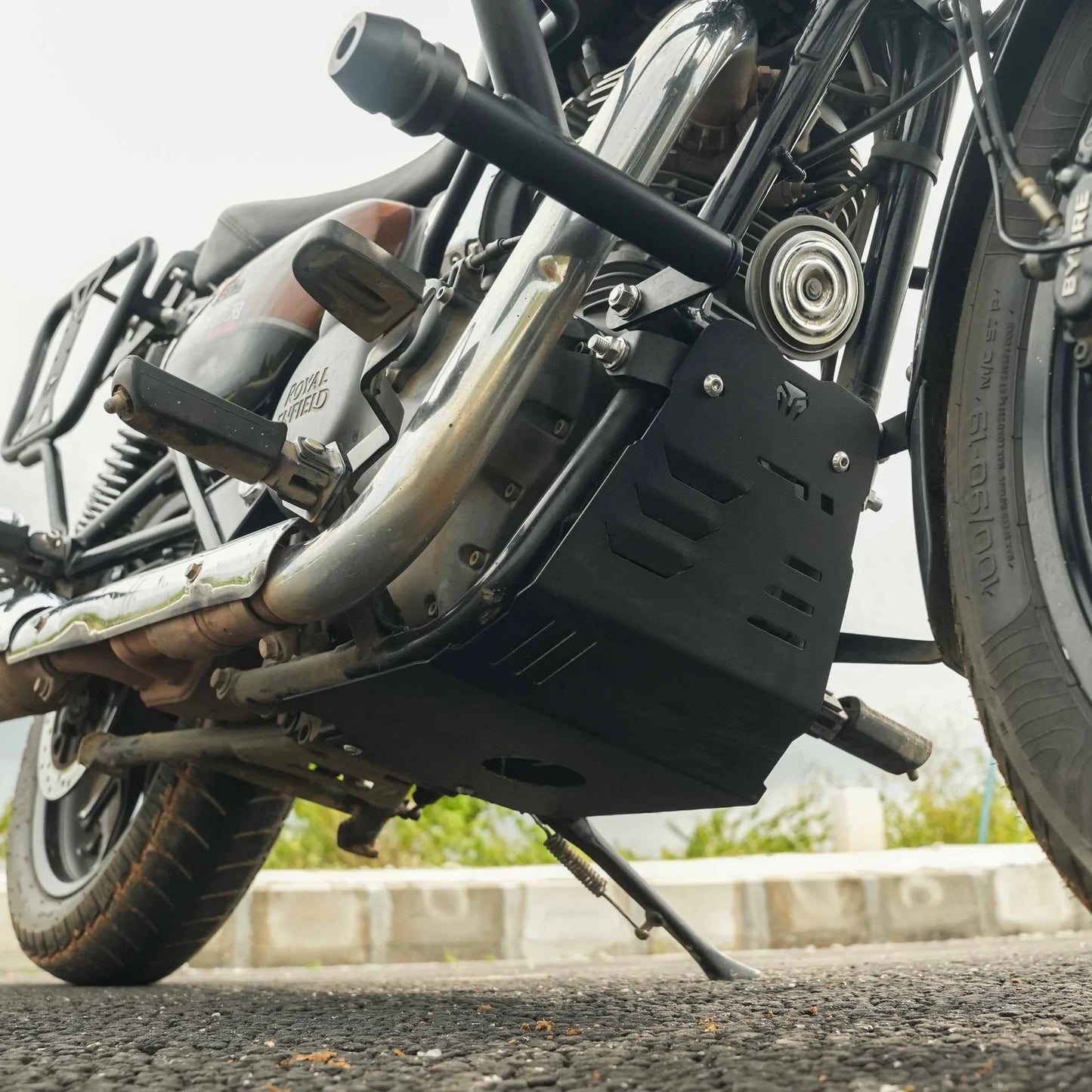 METEOR 350 - ENGINE GUARD | MOTO TORQUE